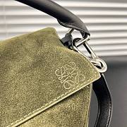 Colestore Loewe Small Puzzle bag Suede Green 24×10.5×16.5cm - 3