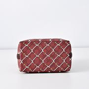 Colestore  Gucci GG Emblem small bucket bag in  red and pink GG fabric 19 × 18 × 11 cm - 2