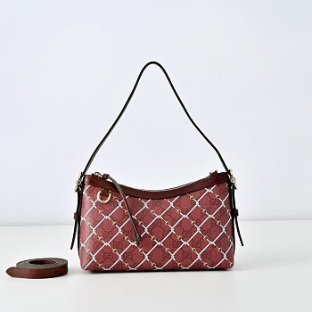 Colestore  Gucci Printed GG small shoulder bag in red and pink GG fabric  22 × 14 × 8 cm 