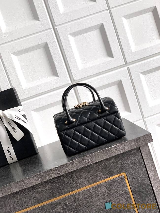Colestore Chanel Mini Coco Handle with Top Handle Black Quilted Lambskin & Gold-Tone Metal 16.5×15.5×11.5 cm - 1