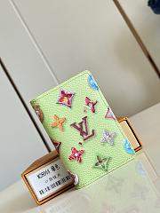 Colestore Louis Vuitton Pocket Organizer Pistachio M28044 7.5 x 11.1 x 1 cm - 1