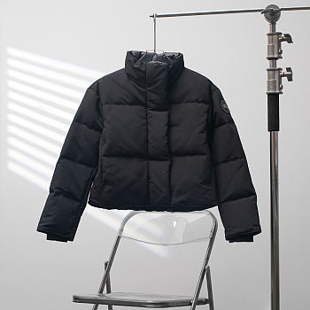 Colestore Canada Goose Grandview Cropped Jacket Black Label