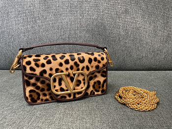 Colestore Valentino Garavani Locò Leopard Print Shoulder Bag 20x11x5cm
