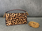 Colestore Valentino Garavani Locò Leopard Print Shoulder Bag 20x11x5cm - 2