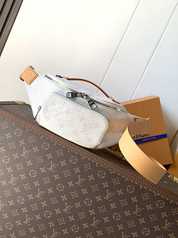 Colestore Louis Vuitton Rush Bumbag White 30 x 15 x 8cm