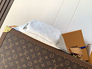 Colestore Louis Vuitton Rush Bumbag White 30 x 15 x 8cm - 5