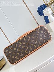 Colestore Louis Vuitton Alma MM Soft Celebration 37 x 28 x 13.5 cm - 5