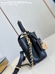 Colestore Louis Vuitton Capucines Lunar New Year East-West Mini Black 22 x 12 x 8 cm - 4
