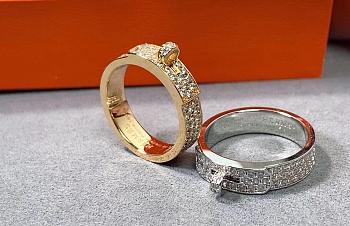 Colestore Hermes Kelly Ring with Diamonds