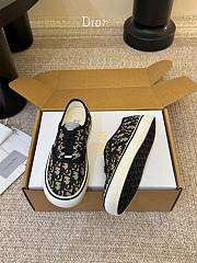 Colestore  Dior Saltwind Sneaker Beige and Blue Dior Oblique Embroidered Cotton - 2