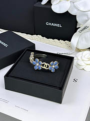 Colestore Chanel Bracelet Metal, high-grade resin & stone beads  Gold, Blue, Pearl White & Crystal White - 1
