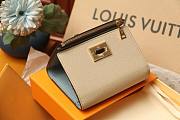 Colestore Louis Vuitton Victorine On My Side Wallet Greige 12 x 9.5 x 2.5 cm - 6