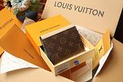 Colestore Louis Vuitton Victorine On My Side Wallet Greige 12 x 9.5 x 2.5 cm - 5