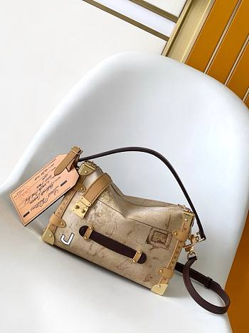 Colestore  Louis Vuitton Side Trunk MM Beige 23.5 x 16 x 8.5 cm