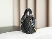 Colestore Chanel Classic Clutch with shoulder strap Calfskin & Gold-Plated Metal Black - 2