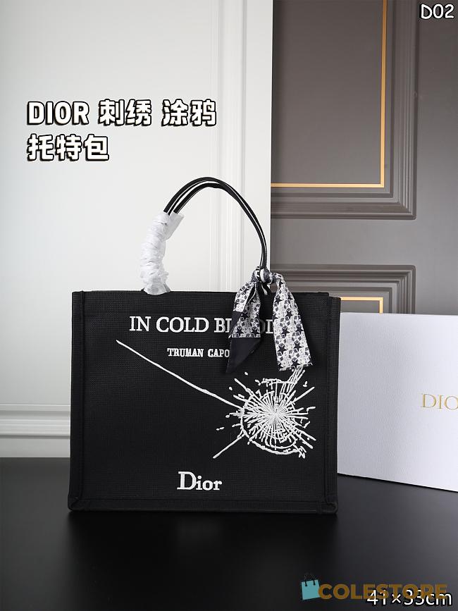 Colestore Dior Large Dior Book Tote Black and White Book Cover Embroidery (42 x 35 x 18 cm) - 1
