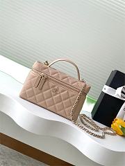 Colestore Chanel Top Handle Vanity With Chain Beige Caviar 19x14x5cm - 1