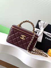 Colestore Chanel Long vanity bag with shoulder strap Lambskin  & gold-plated metal  9.5x17x8cm - 1