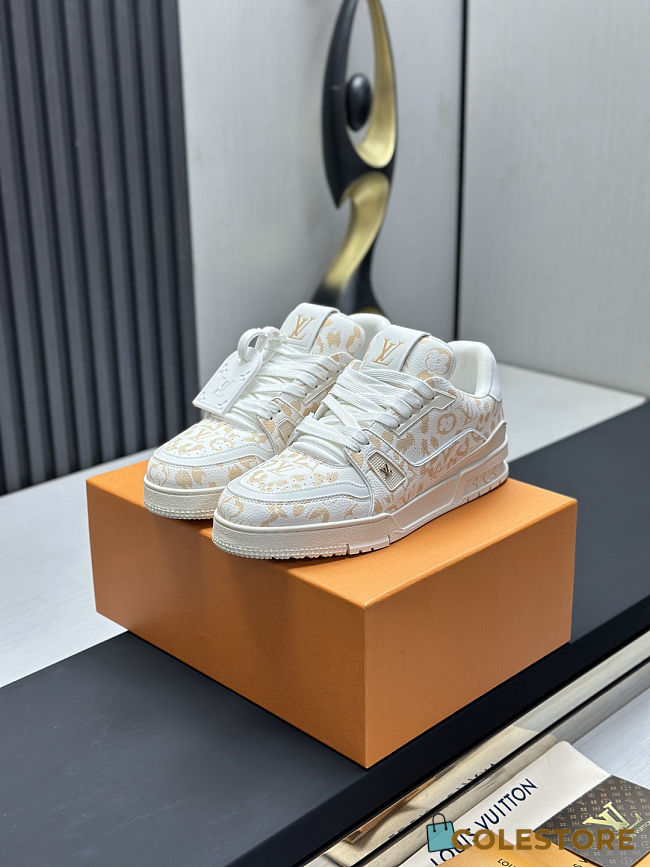 Colestore Louis Vuitton LV Trainer Sneaker Beige - 1
