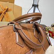 Colestore Louis Vuitton Speedy P9 Bandoulière 25 in Exotic Ostrich 25x15x15cm - 2