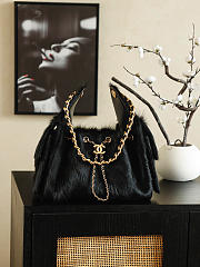 Colestore Chanel 25 Small Handbag Faux Fur Drawstring Shoulder Bag With CC Chain Black 30x26x14cm - 1