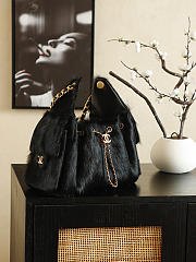 Colestore Chanel 25 Small Handbag Faux Fur Drawstring Shoulder Bag With CC Chain Black 30x26x14cm - 2