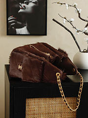 Colestore Chanel 25 Small Handbag Faux Fur Drawstring Shoulder Bag With CC Chain Brown 30x26x14cm - 4