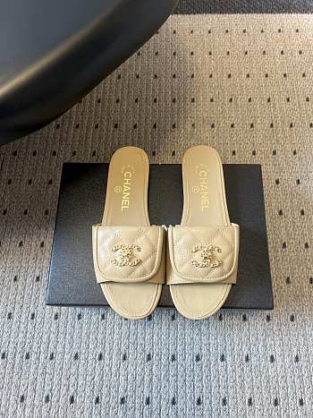 Colestore Chanel Mules Shiny Calfskin  Beige