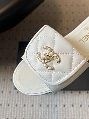 Colestore Chanel Mules Shiny Calfskin  White - 6