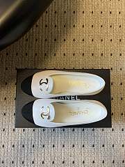 Colestore Chanel Moccasins Calfskin & Grosgrain White & Black  - 3