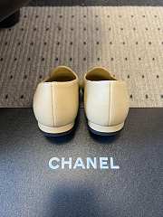 Colestore Chanel Moccasins Calfskin & Grosgrain Beige & Black  - 2