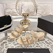 Colestore Chanel Mules   Shiny Calfskin  Beige 40mm - 2