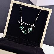 Colestore Van Cleef & Arpels Alhambra Three-Motif Necklace In Green Malachite - 2