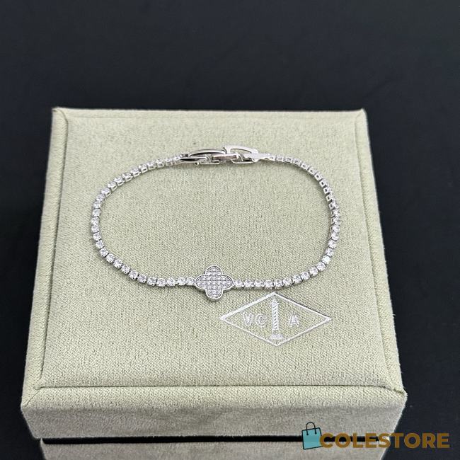 Colestore Van Cleef & Arpels Diamond Tennis Bracelet With Alhambra Clover Motif - 1