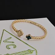 Colestore Van Cleef & Arpels Alhambra Open Cuff Bracelet Yellow Gold & Green Clover Motif - 6