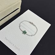 Colestore Van Cleef & Arpels Inspired Emerald Flower Diamond Tennis Bracelet - 4