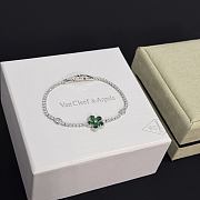 Colestore Van Cleef & Arpels Inspired Emerald Flower Diamond Tennis Bracelet - 3