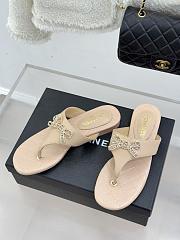 Colestore Chanel Quilted Lambskin Thong Sandals With Bow Detail  Beige & Gold - 5