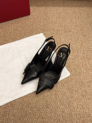Colestore Valentino Garavani VLogo Slingback Pumps With Butterfly Appliqué Black - 2