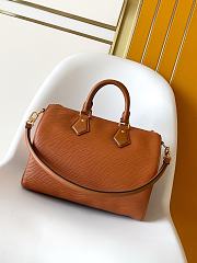 Colestore Louis Vuitton Speedy Soft 30 Epi Leather Tan M25915 30 x 21 x 17 cm - 3