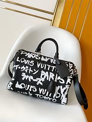 Colestore Louis Vuitton Speedy P9 Bandoulière 30 Scribble Black/White M26175 32 x 22.5 x 18 cm - 1