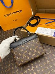 Colestore Louis Vuitton Locky BB Monogram Black 20x16x7.5cm - 6