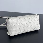 Colestore Bottega Veneta Intrecciato Concert Pouch in Sea salt 18.5x11.5x8.5cm - 6