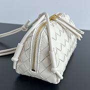 Colestore Bottega Veneta Intrecciato Concert Pouch in Sea salt 18.5x11.5x8.5cm - 3