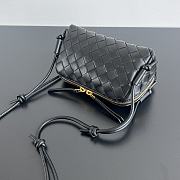 Colestore Bottega Veneta Intrecciato Concert Pouch in Black 18.5x11.5x8.5cm - 6
