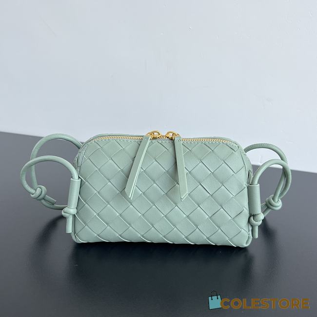 Colestore Bottega Veneta Intrecciato Concert Pouch in New Sauge 18.5x11.5x8.5cm - 1