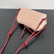 Colestore Bottega Veneta Intrecciato Concert Pouch in Red and Sumo 18.5x11.5x8.5cm - 5