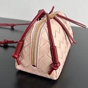 Colestore Bottega Veneta Intrecciato Concert Pouch in Red and Sumo 18.5x11.5x8.5cm - 3