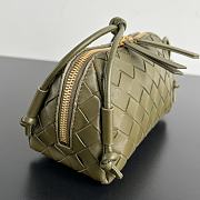 Colestore Bottega Veneta Intrecciato Concert Pouch in Cypress 18.5x11.5x8.5cm - 3