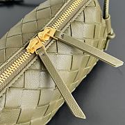 Colestore Bottega Veneta Intrecciato Concert Pouch in Cypress 18.5x11.5x8.5cm - 2